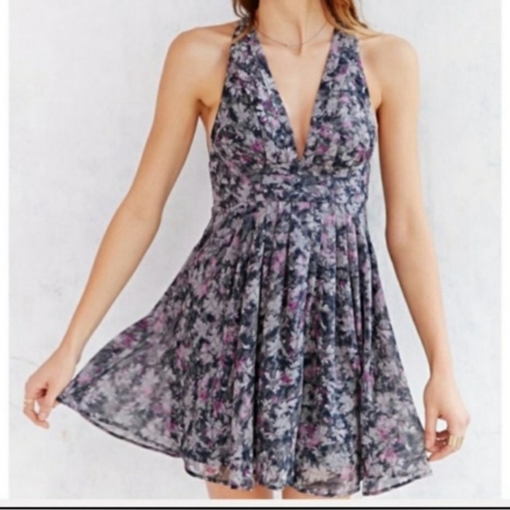Kimchi Blue for Anthropologie Mini Halter Dress Pink Black Floral Plunge Size 8